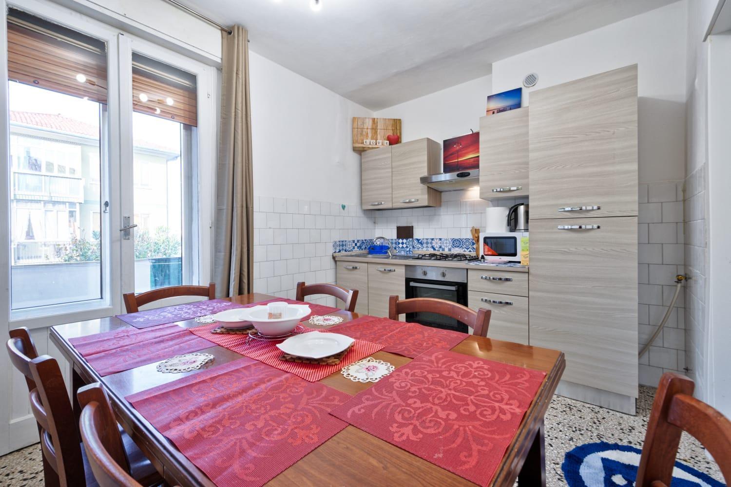 Guest house R & R - Private With Shared Bathroom